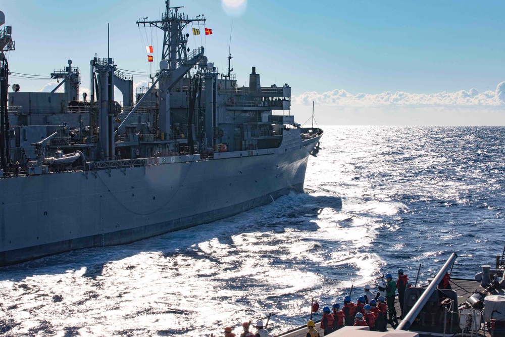 USS Truxtun (DDG 103) Completes Replenishment-at-Sea