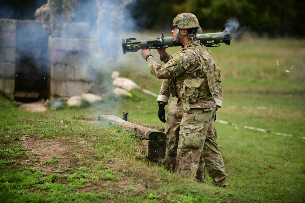 10th Group Soldiers fire AT4's, M320's and detonate Claymore's