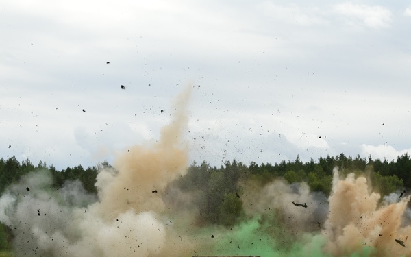 10th Group Soldiers fire AT4's, M320's and detonate Claymore's