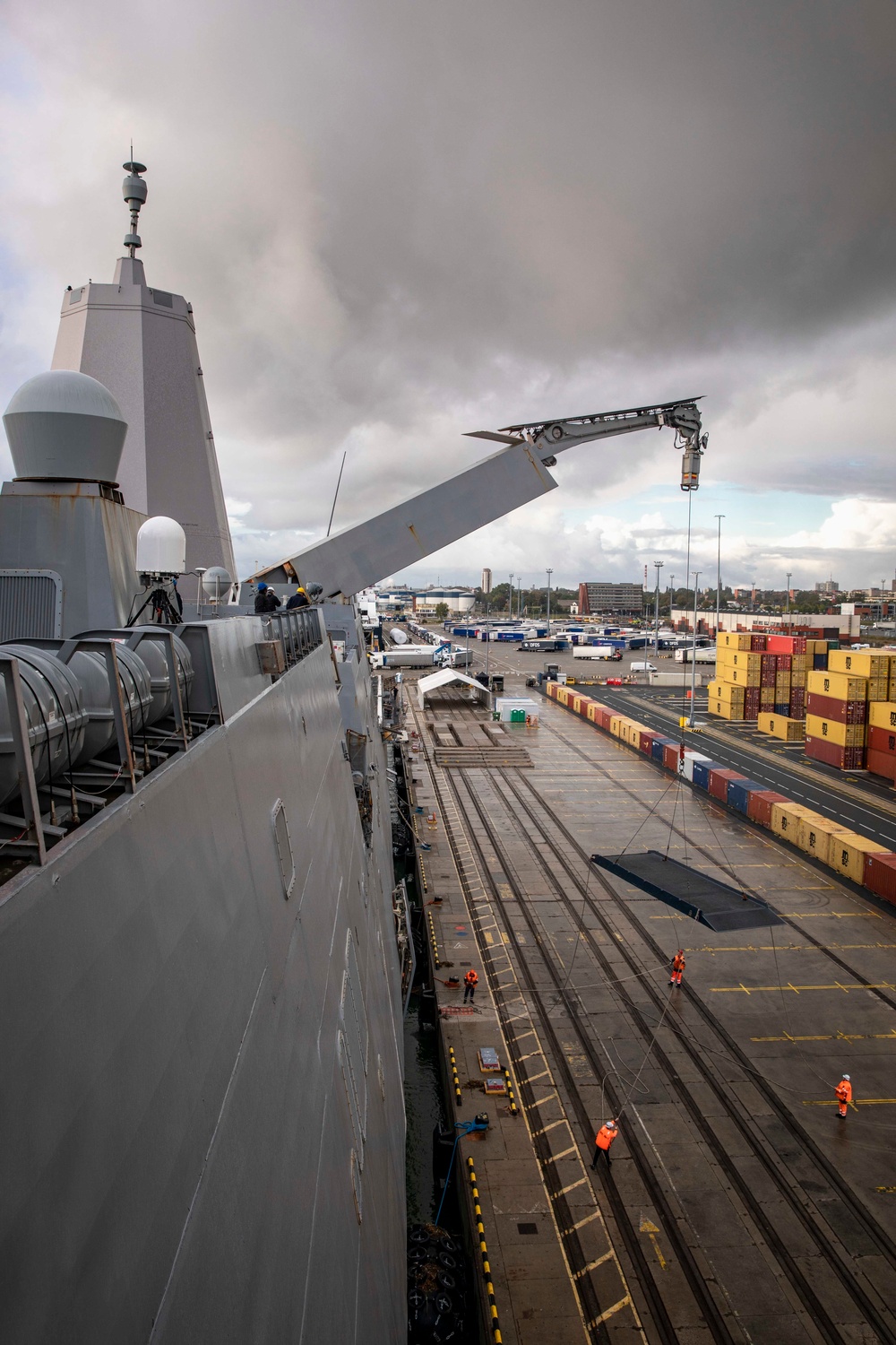 USS Arlington concludes port visit in Lithuania