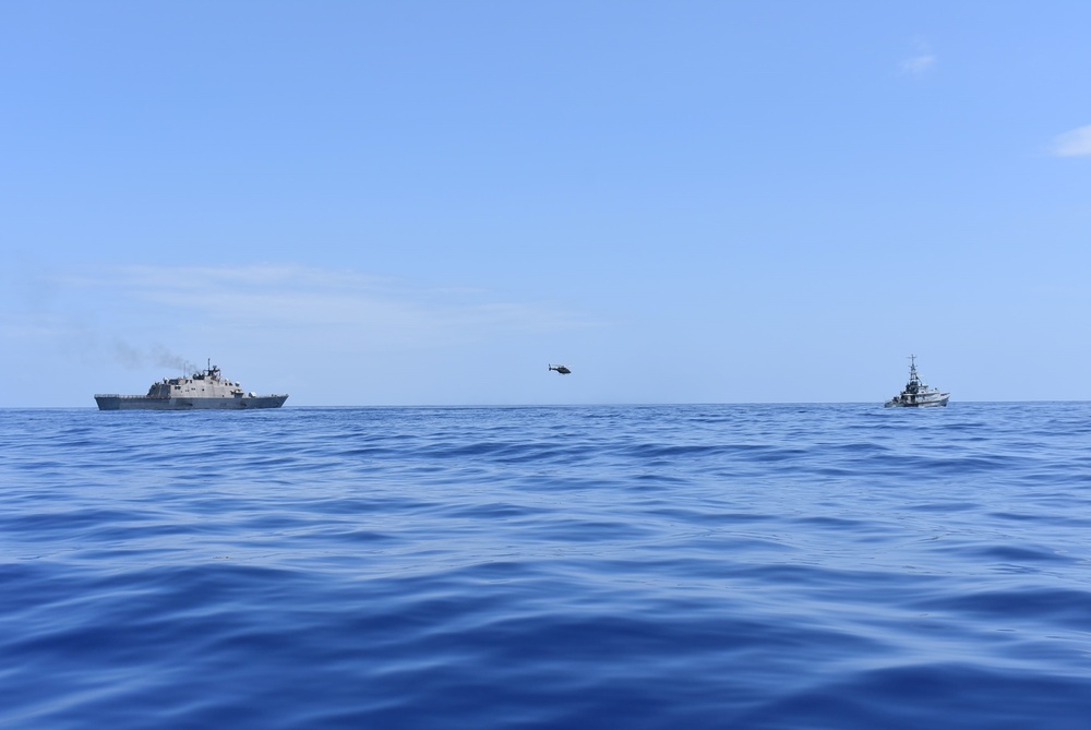 DVIDS - Images - USS Billings and Jamaican Navy Participate in Photo Ex ...