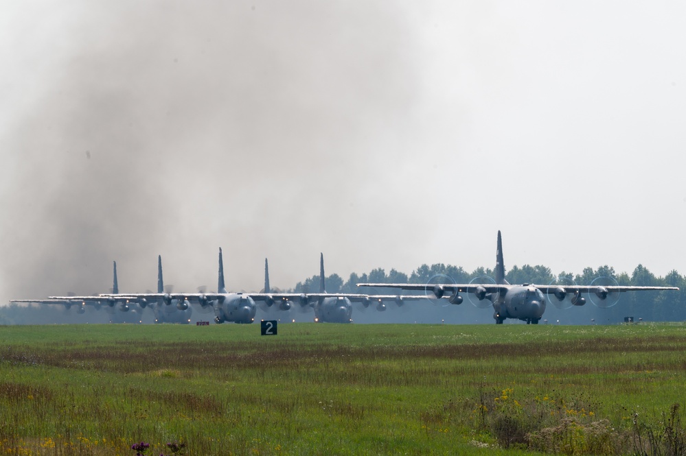 Hercs take to the skies for 757th TAC week