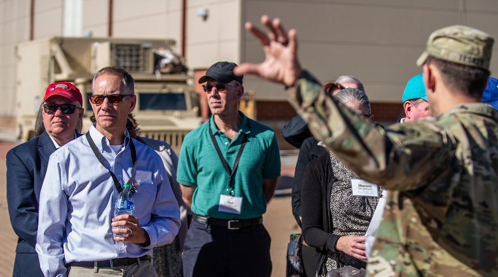 4ID Hosts APEX Executives