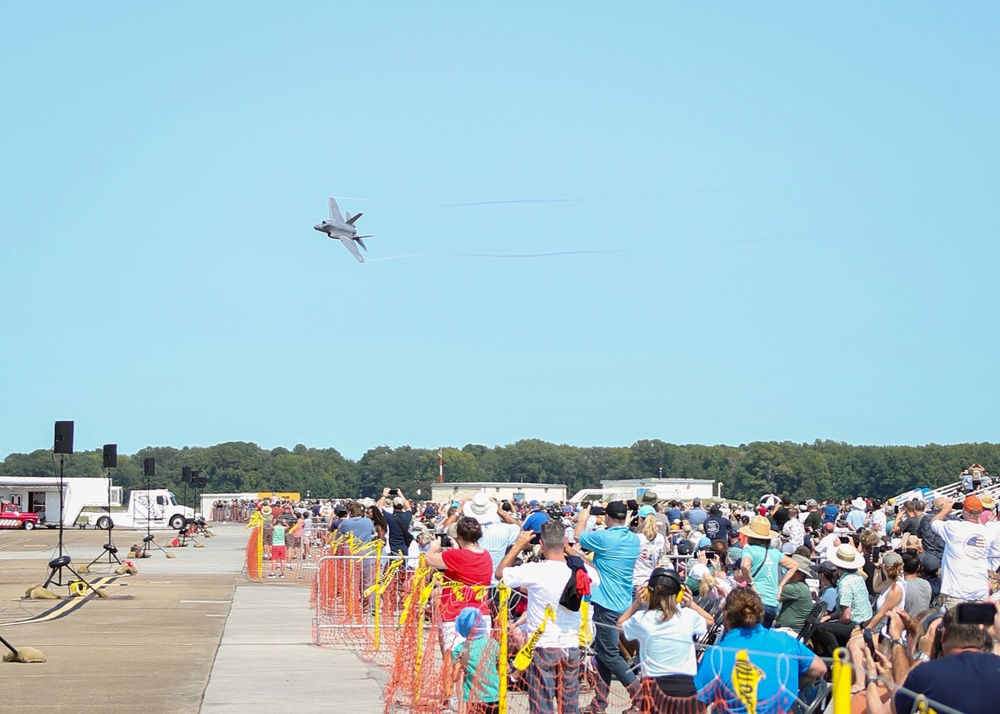 DVIDS Images NAS Oceana Air Show [Image 11 of 11]