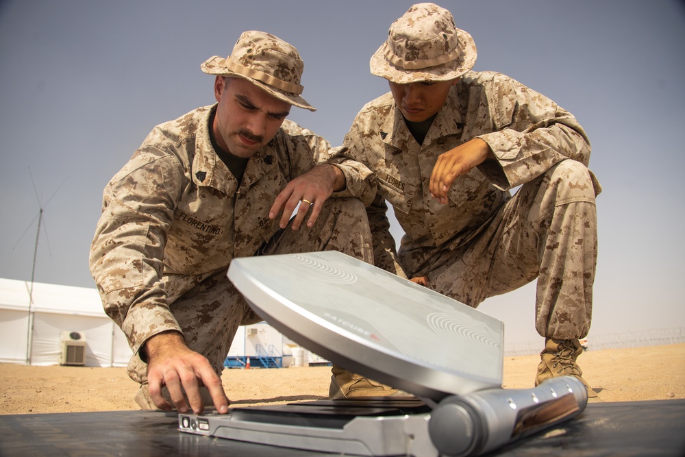 Marines set up SATCUBE during Intrepid Maven 22.4