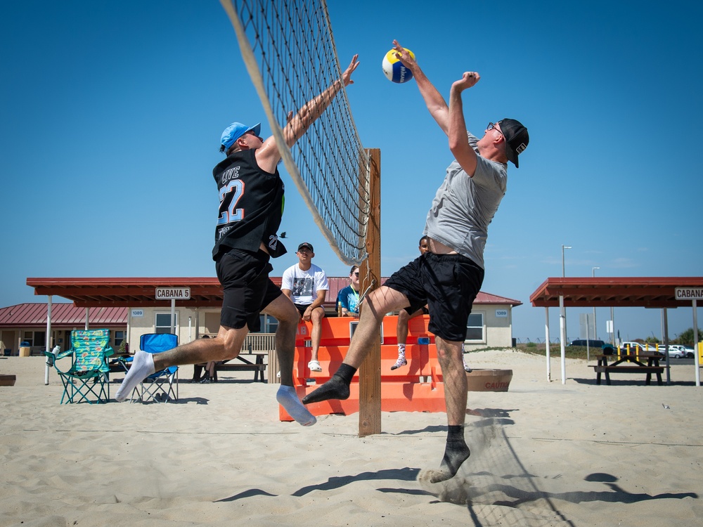 USS Carl Vinson (CVN 70) Sailors Compete in the Captain's Cup Volleyball Final at Breaker's Beach