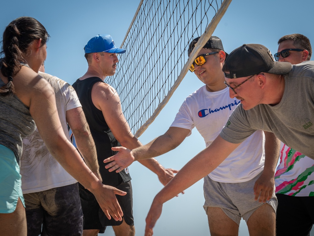 USS Carl Vinson (CVN 70) Sailors Compete in the Captain's Cup Volleyball Final at Breaker's Beach