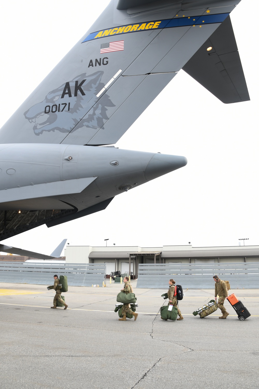 Alaska National Guardsmen, Naval Militia and State Defense Force deploy across Western Alaska for Operation Merbok Response