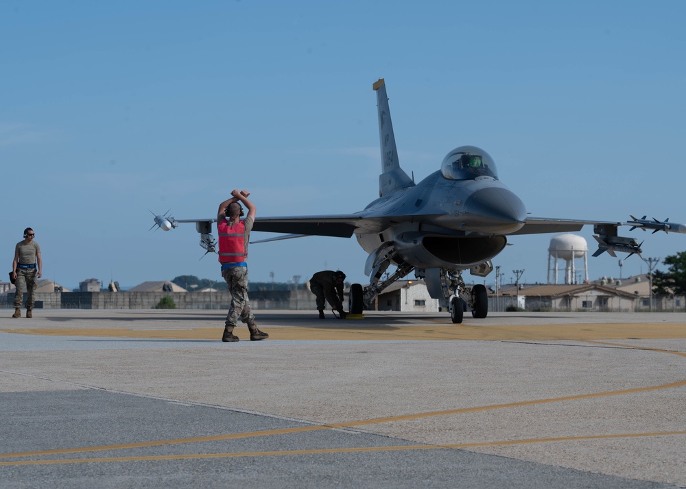 ROKAF, USAF Buddy Squadron training strengthens alliance