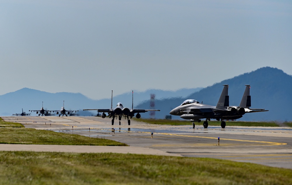 ROKAF, USAF Buddy Squadron training strengthens alliance