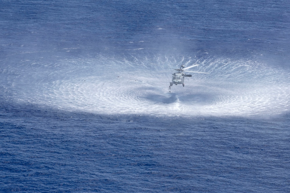 HSC-23 Flies SAR Training from USS Tripoli (LHA 7)