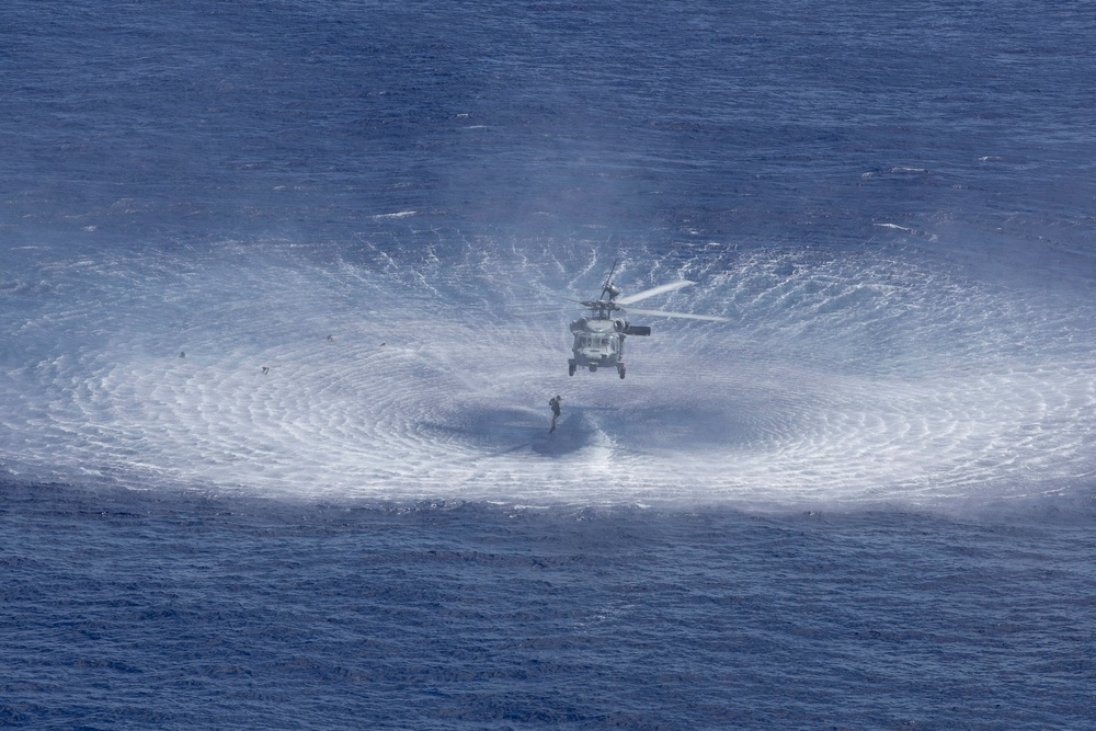 HSC-23 Flies SAR Training from USS Tripoli (LHA 7)