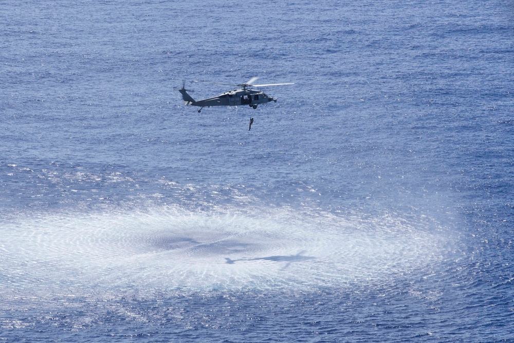 HSC-23 Flies SAR Training from USS Tripoli (LHA 7)