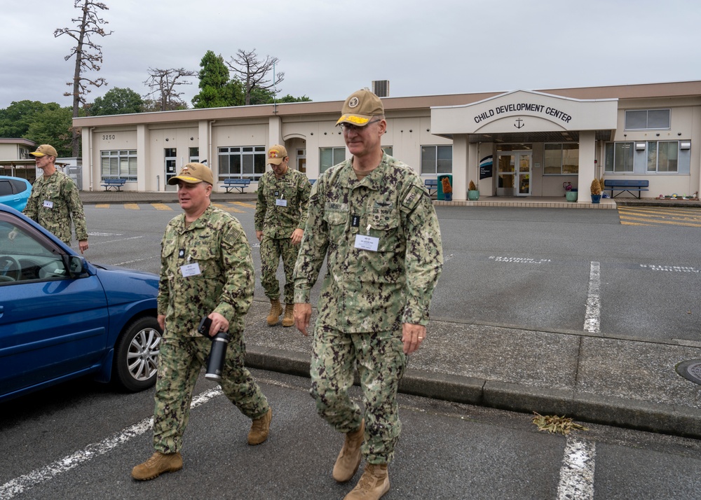 CNIC, CNFJ Visit NAF Atsugi