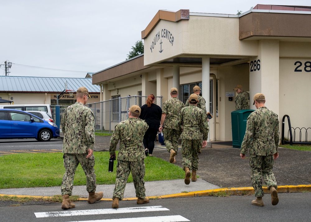 CNIC, CNFJ Visit NAF Atsugi