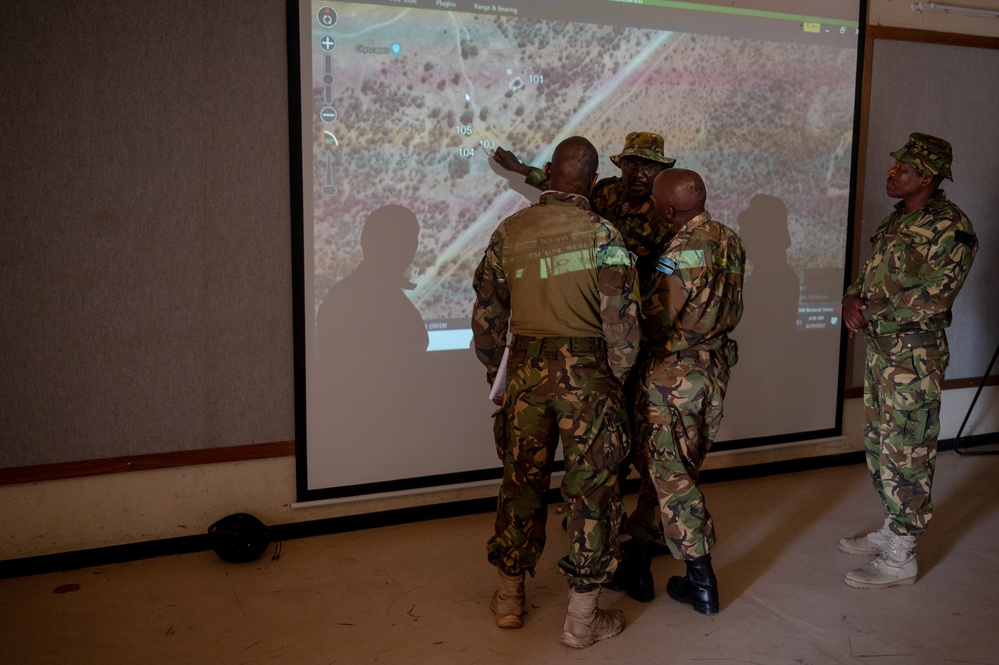 U.S. and Botswana forces train together