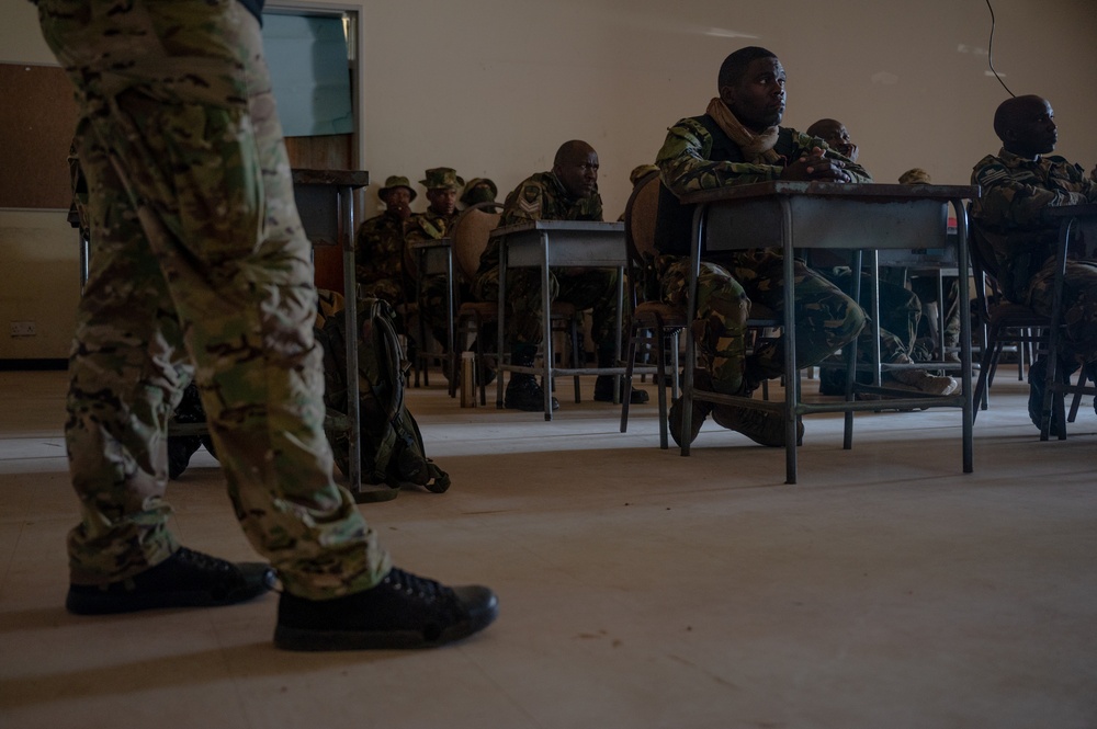 U.S. and Botswana forces train together