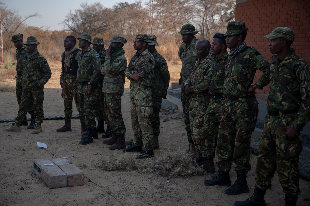 U.S. and Botswana forces train together