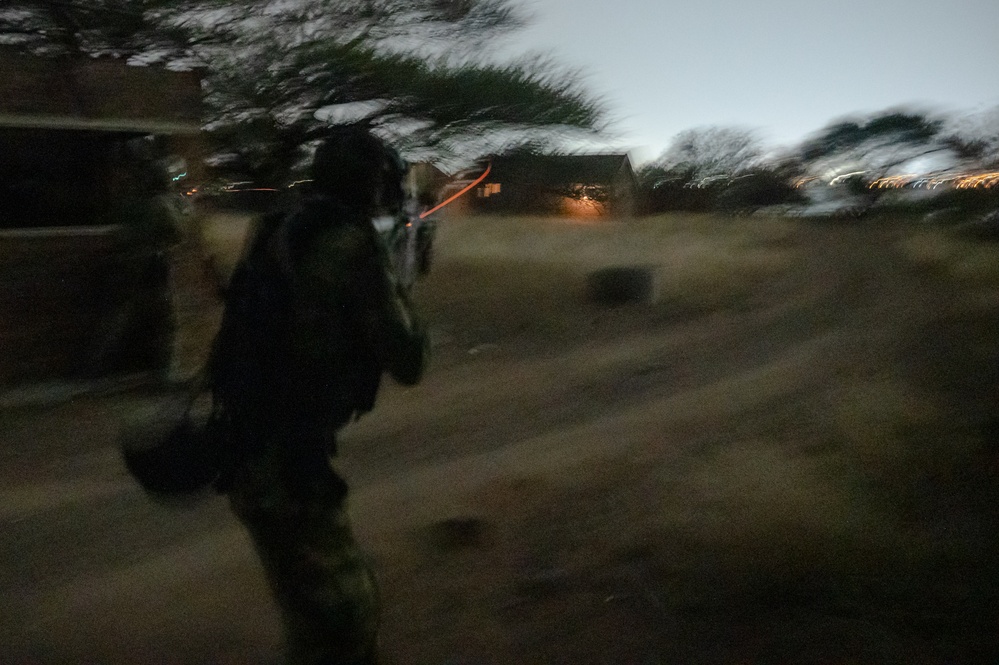 U.S. and Botswana forces train for night time missions