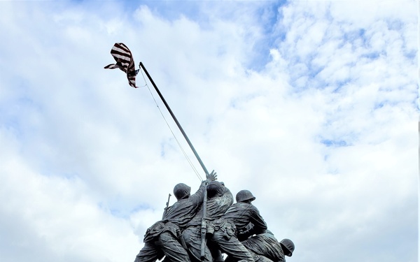 Fort McCoy Garrison CSM supports veteran-based Honor Flight as guardian escort