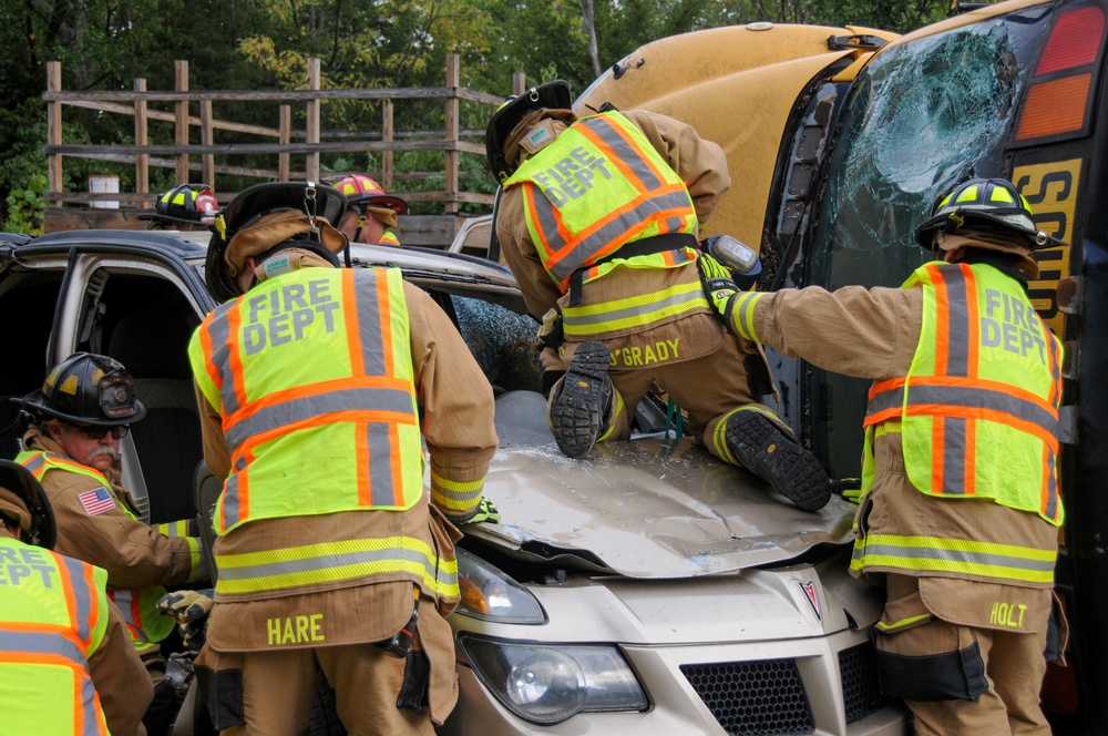 Fort Leavenworth Emergency Services practice multi-vehicle accident response