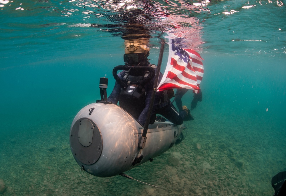 Naval Special Warfare Divers train at altitude