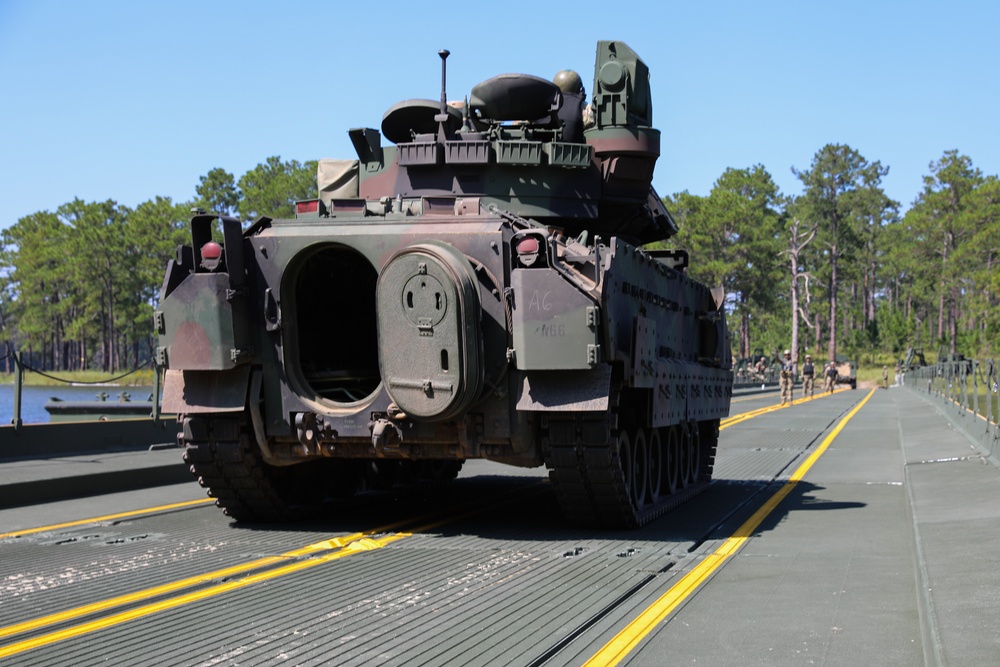 497th Multi-Role Bridge Company conducts Wet Gap Crossing exercise