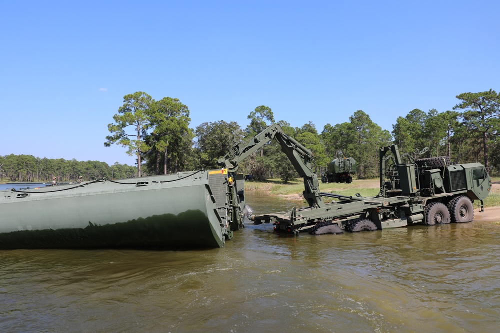 497th Multi-Role Bridge Company conducts Wet Gap Crossing exercise