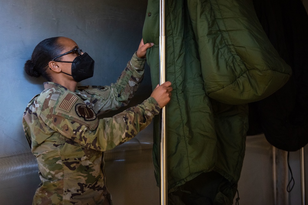 87th Logistics Readiness Squadron Cleans up a Dirty Job