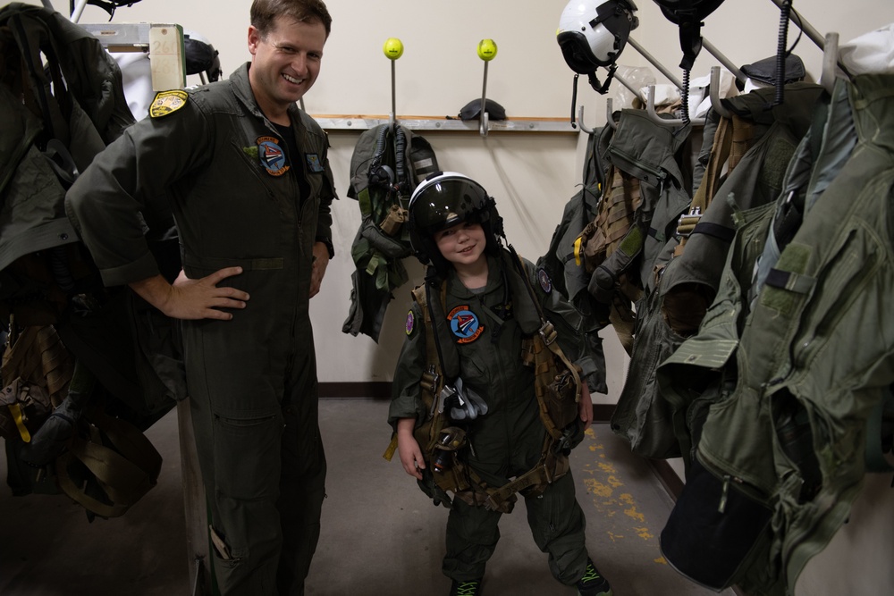 VT-35 Hosts Pilot For A Day