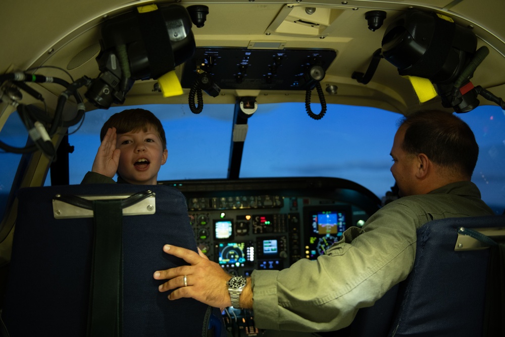 VT-35 Hosts Pilot For A Day