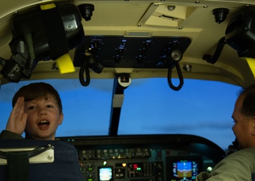 VT-35 Hosts Pilot For A Day