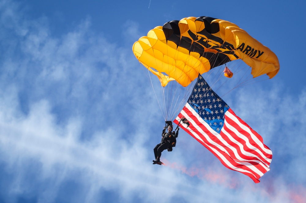 Miramar 2022 Airshow: Golden Knights 9/23