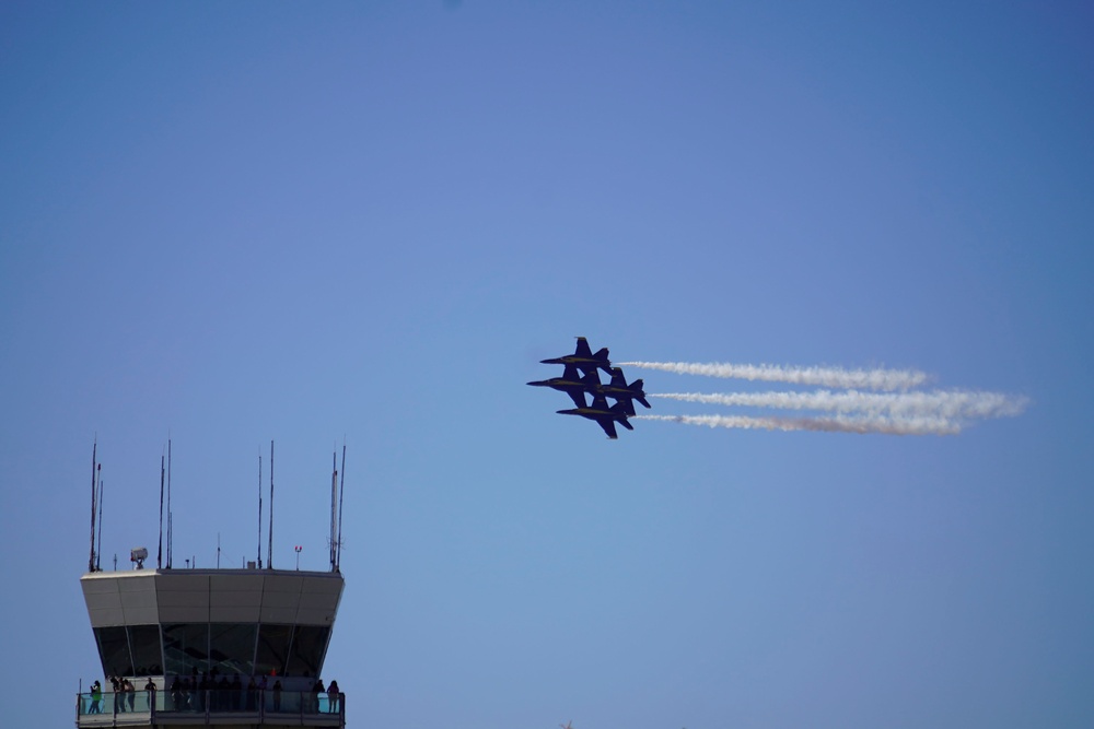 Miramar 2022 Air Show: Blue Angels 9/23