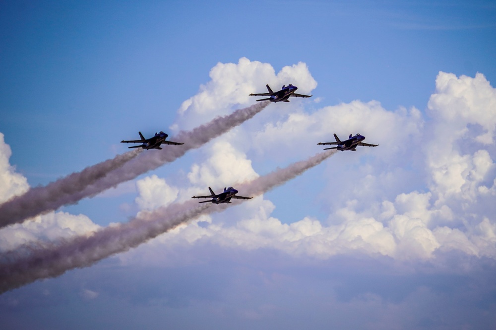 Miramar 2022 Air Show: Blue Angels 9/23