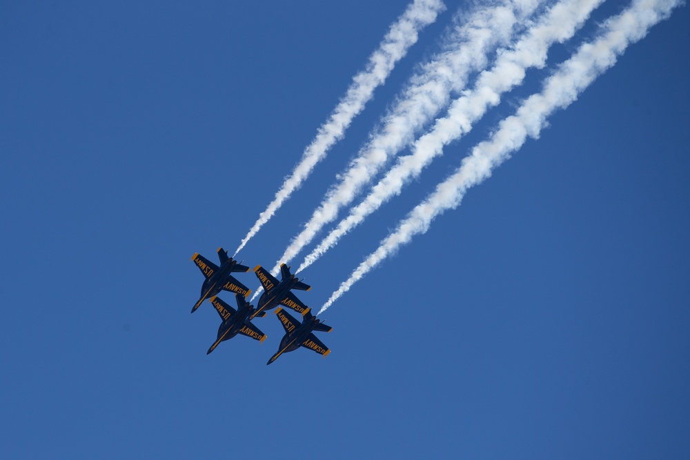 Miramar 2022 Airshow: Blue Angels 9/23
