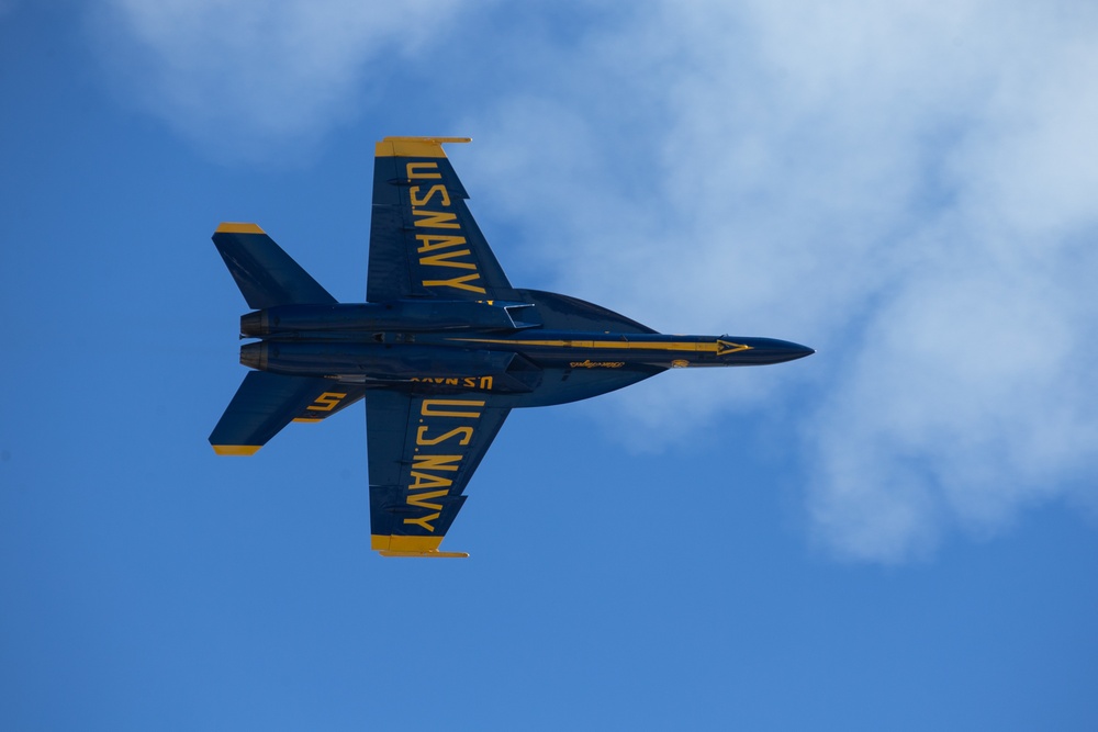 Miramar 2022 Airshow: Blue Angels 9/23