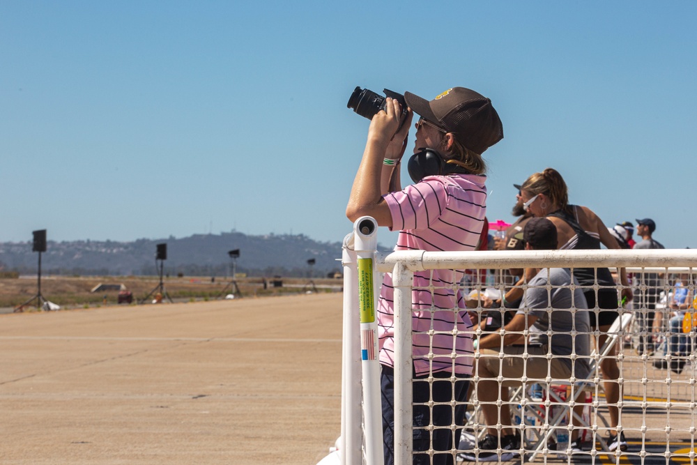 Miramar 2022 Air Show: Redbull Helo and Wingsuits 9/23