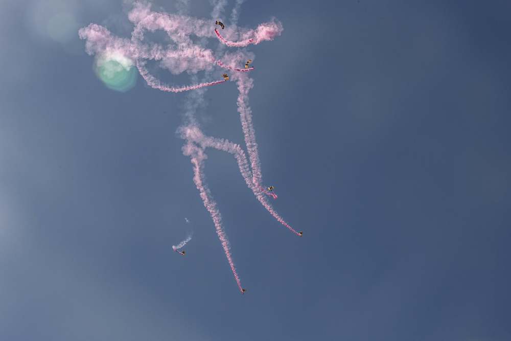 Miramar 2022 Air Show: Golden Knights 9/23