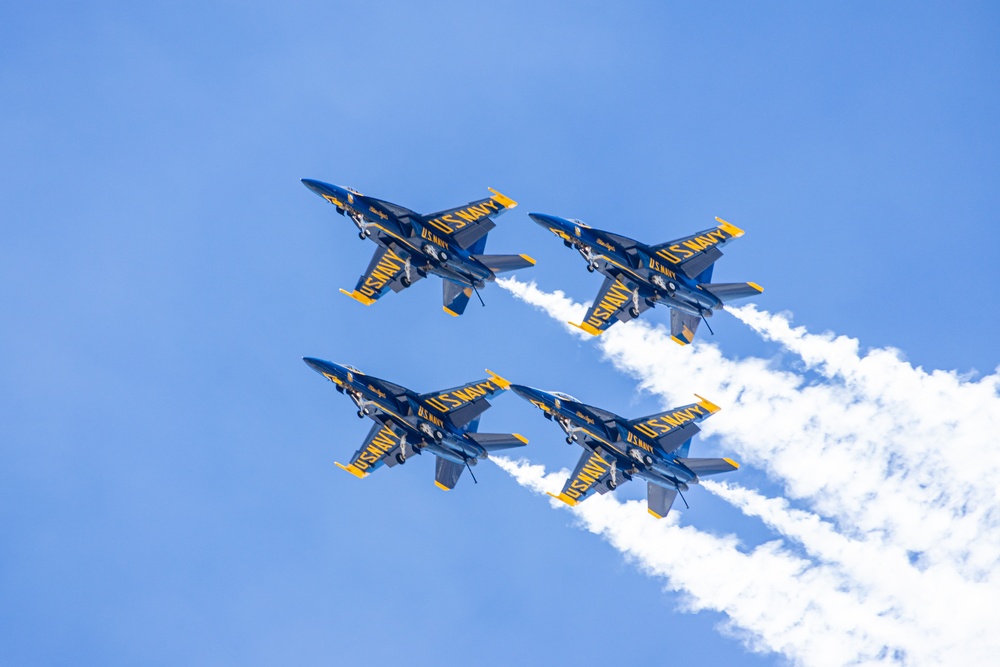 Miramar 2022 Airshow: Blue Angels 9/23