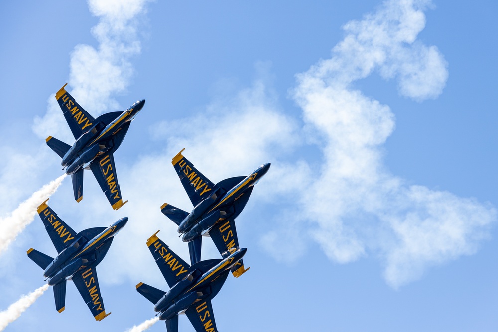 Miramar 2022 Airshow: Blue Angels 9/23