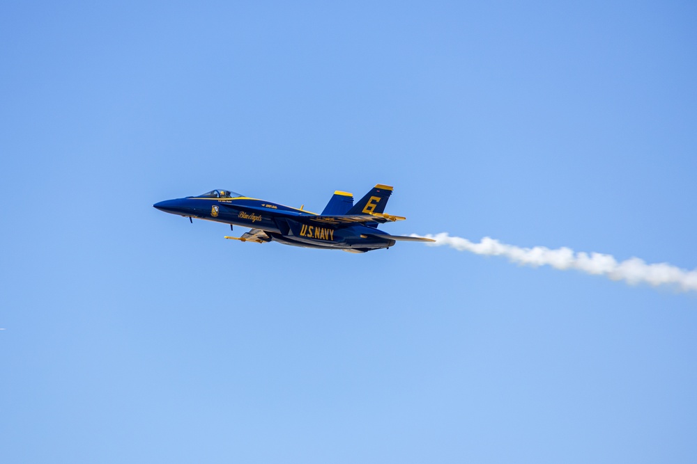 Miramar 2022 Airshow: Blue Angels 9/23