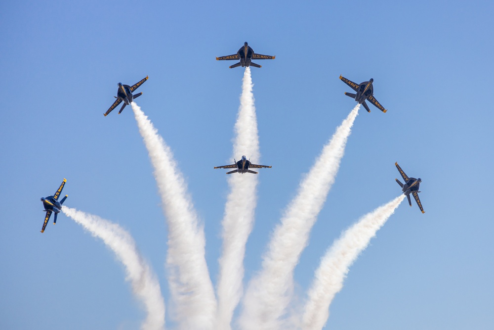 Miramar 2022 Airshow: Blue Angels 9/23