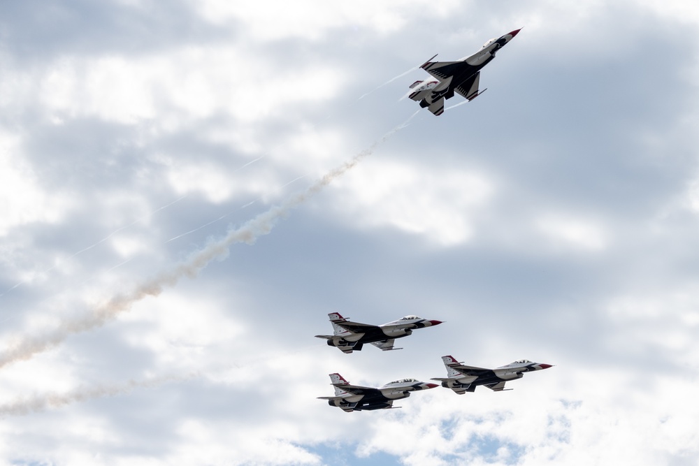 McConnell's Frontiers in Flight Airshow features the U.S. Air Force Thunderbirds