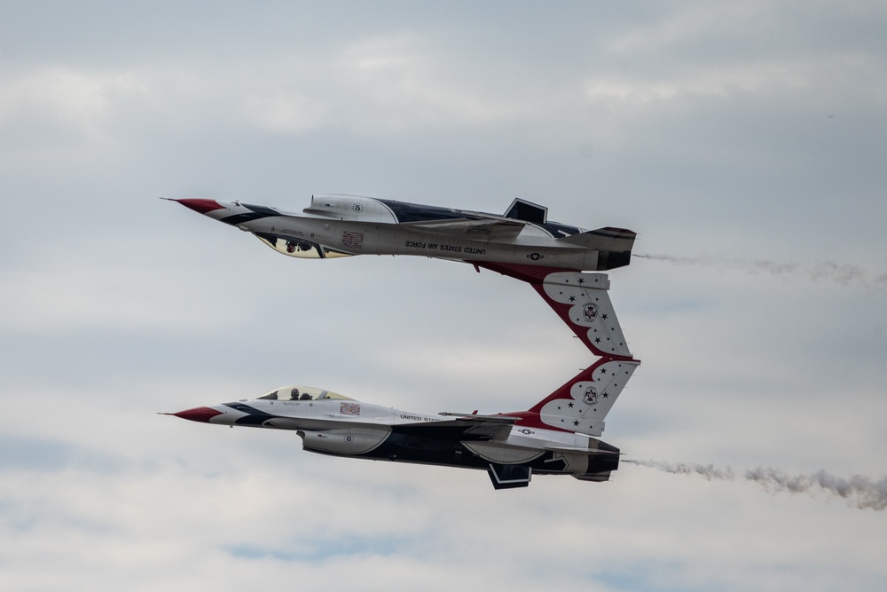 McConnell's Frontiers in Flight Airshow features the U.S. Air Force Thunderbirds