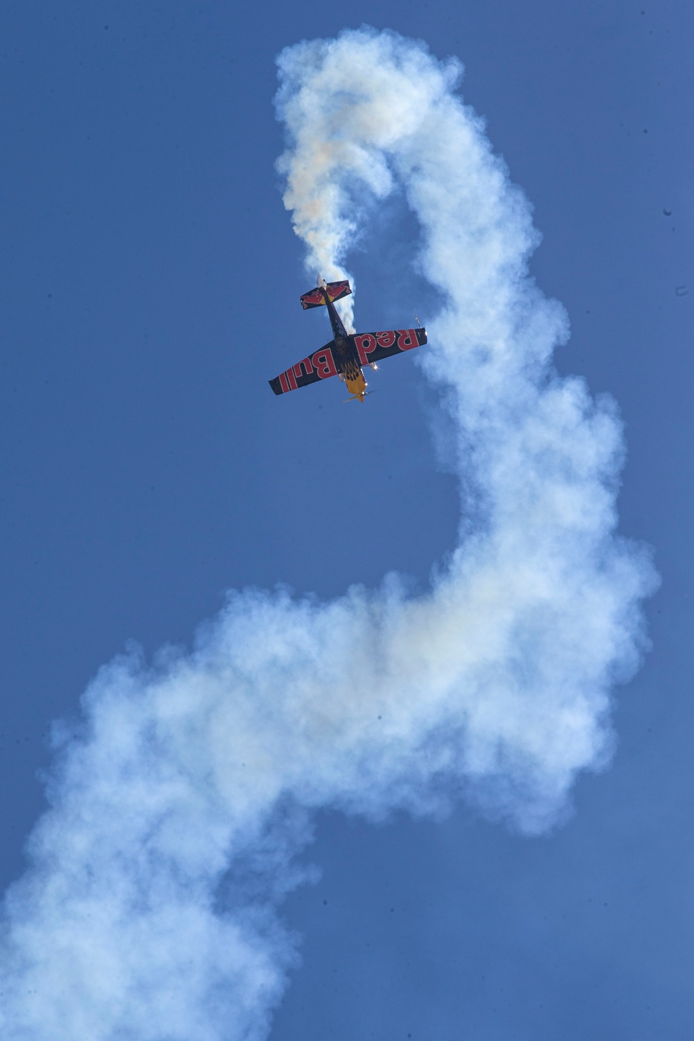 DVIDS - Images - Miramar 2022 Airshow: Redbull Helo and Wingsuits 9/24 ...