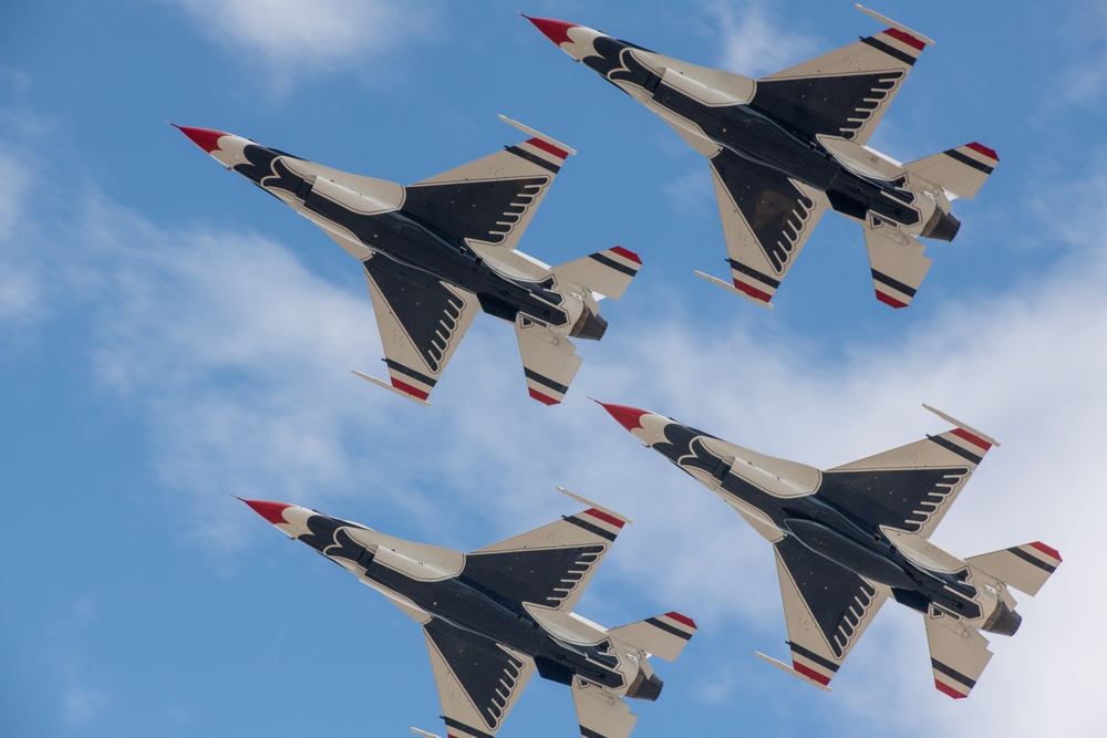 U. S. Air Force Thunderbirds perform at Frontiers in Flight Airshow