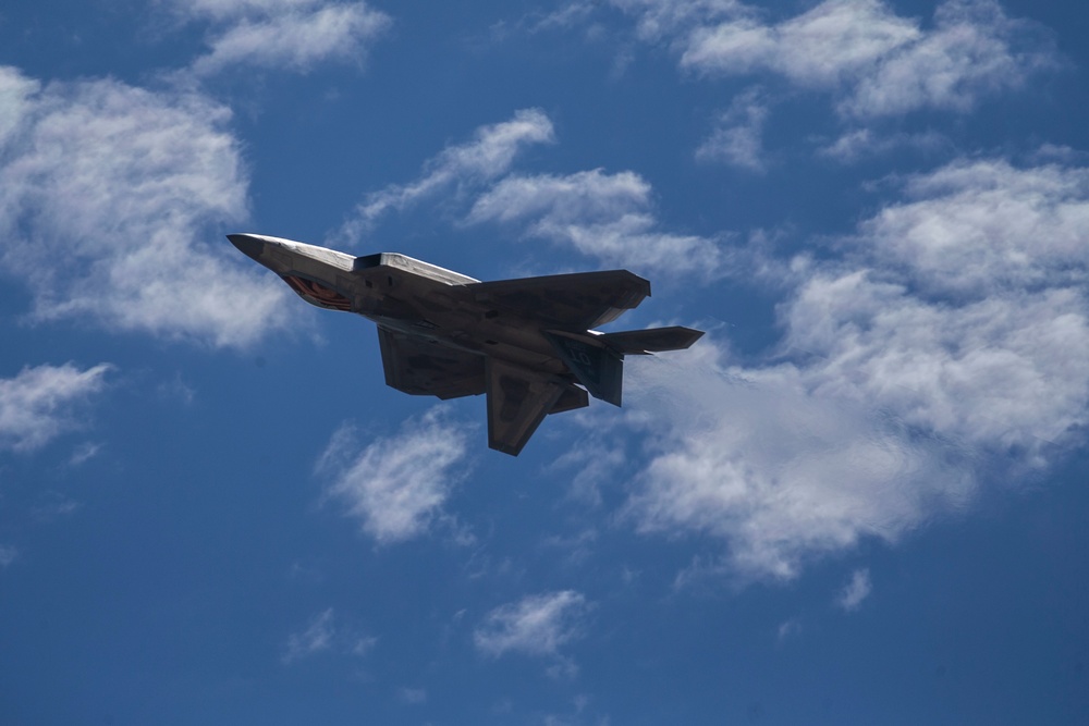 Miramar 2022 Airshow: F-22/P-51D Heritage 9/24