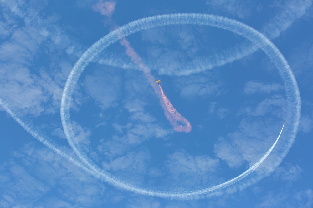 Miramar 2022 Airshow: Opening Ceremonies Leap Frogs/ GKTS 9/24