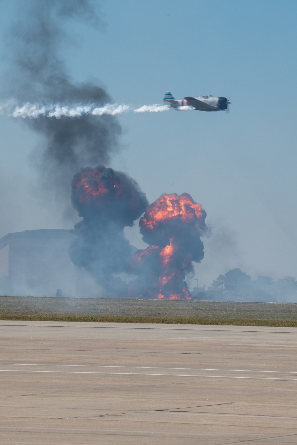 Team McConnell hosts Frontiers in Flight Airshow